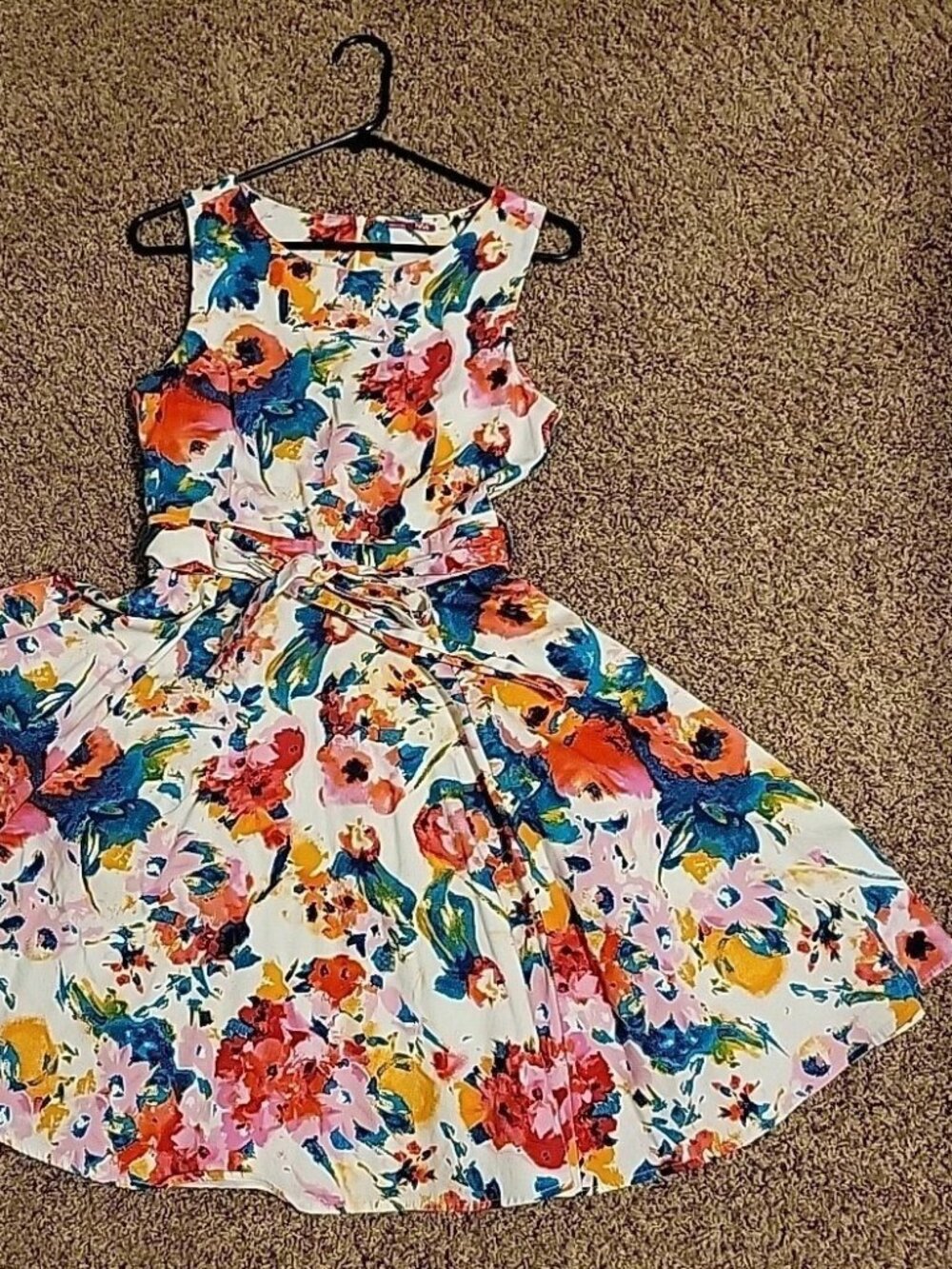 Beautiful Fit and Flare Swing Dress Small
